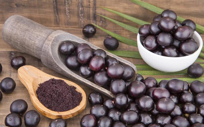 Quando consumido em quantidades adequadas a cada organismo, o açaí é um ótimo aliado do emagrecimento - iStock