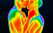 A química sexual é o sentimento muito forte, mas inefável, que você sente em seu corpo quando se sente atraído por alguém - iStock
