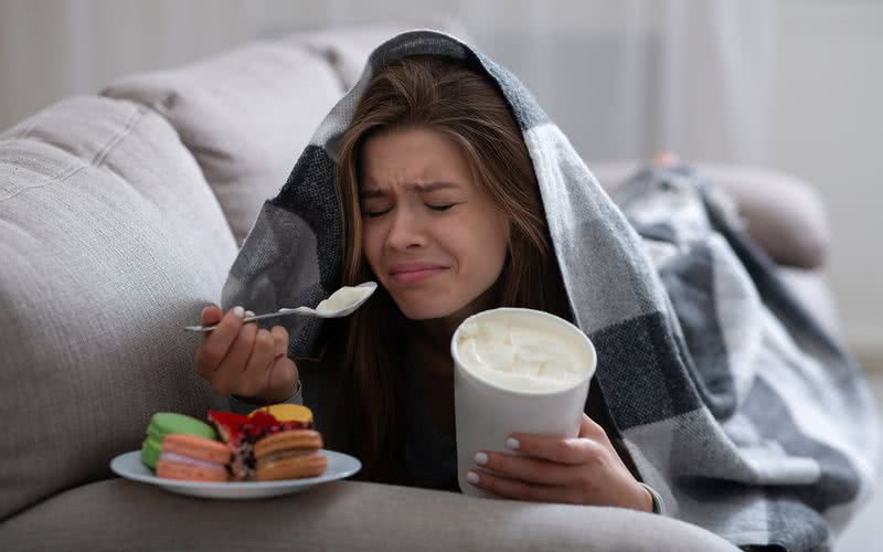 Quando pessoas passam por estresse crônico, podem buscar conforto; e comer algo delicioso é reconfortante - iStock