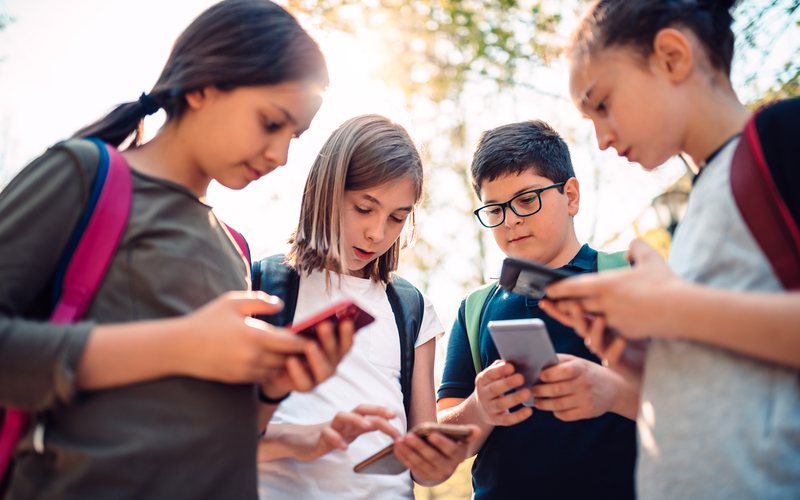 Pesquisadores encontraram altas taxas de estresse em adolescentes e até crianças - iStock