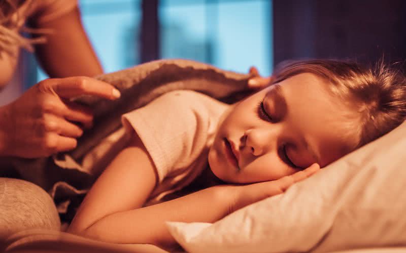Crianças e adolescentes precisam de oito a dez horas de sono por noite - iStock