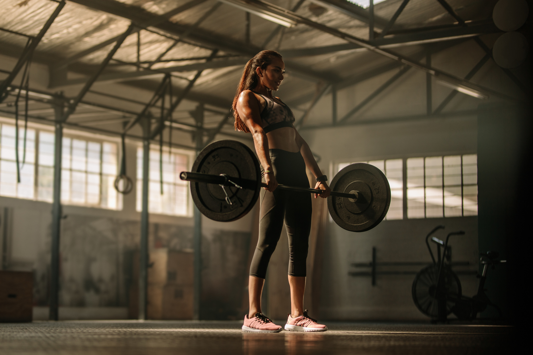 LEVANTAMENTO TERRA e sua importância no Treino Feminino!